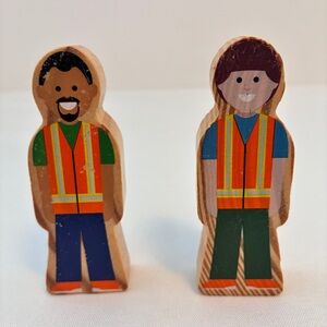 Toys "R" Us Imaginarium Wooden Construction Workers Set of 2